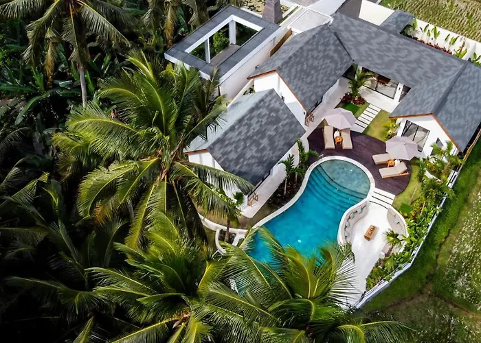 Villa Crystal Lagoon By Balisuperhost *