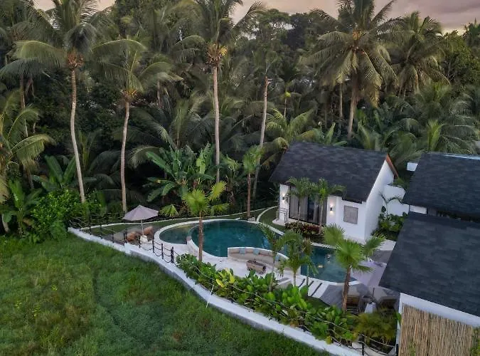 Villa Crystal Lagoon By Balisuperhost Ubud